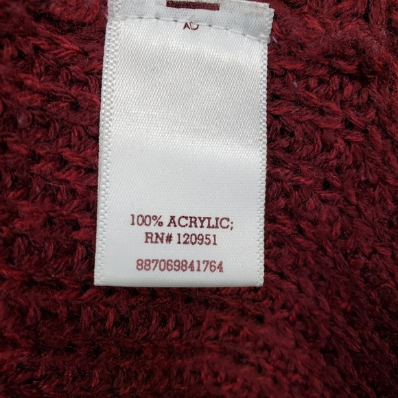 Perfect SO red sweater with laced shoulder Size M - Picture 9 of 10